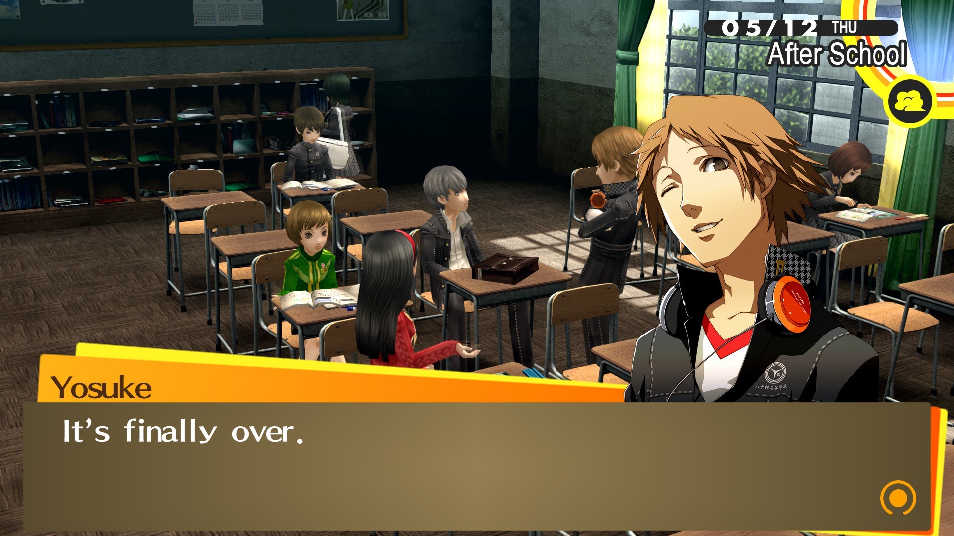 Scène de combat dans Persona 4 Golden sur fond de Donjon